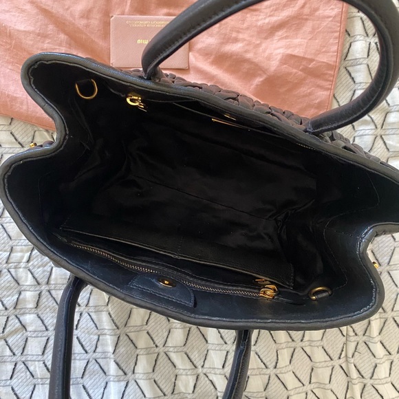 Miu Miu medium size shoulder bag - Picture 7 of 8